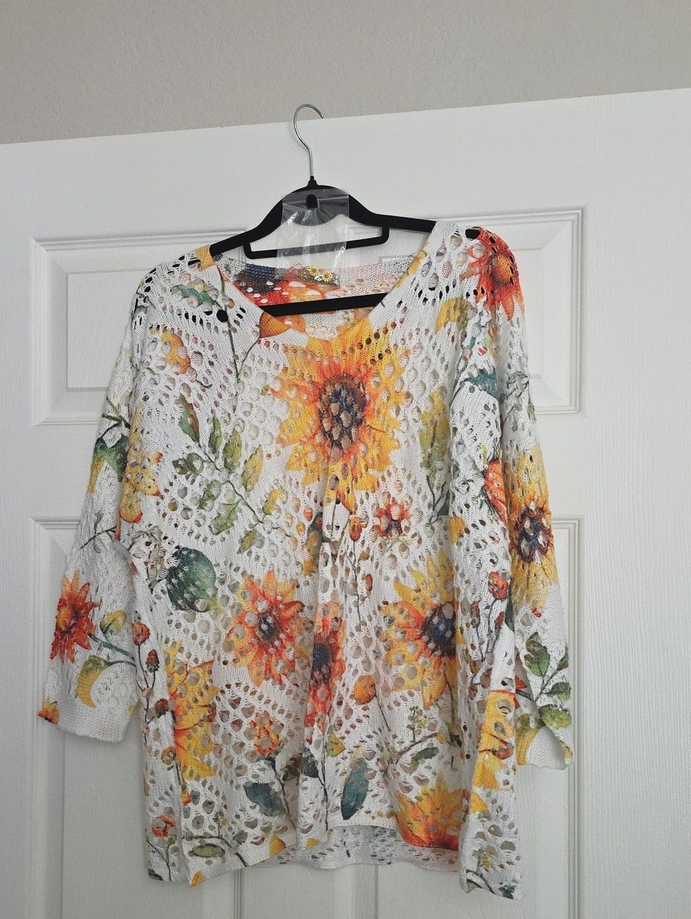 Sunflower Crochet Knit Women’s Top - White and Yellow